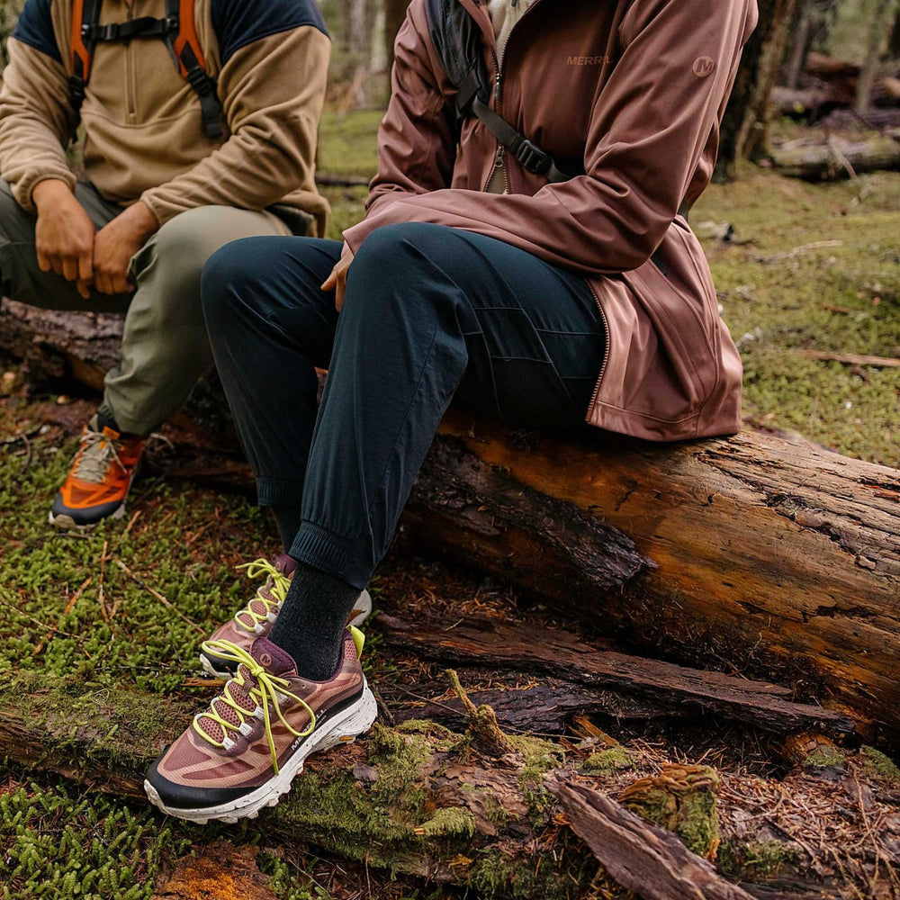 Merrell Hayes Jogger Black | Women Bottoms