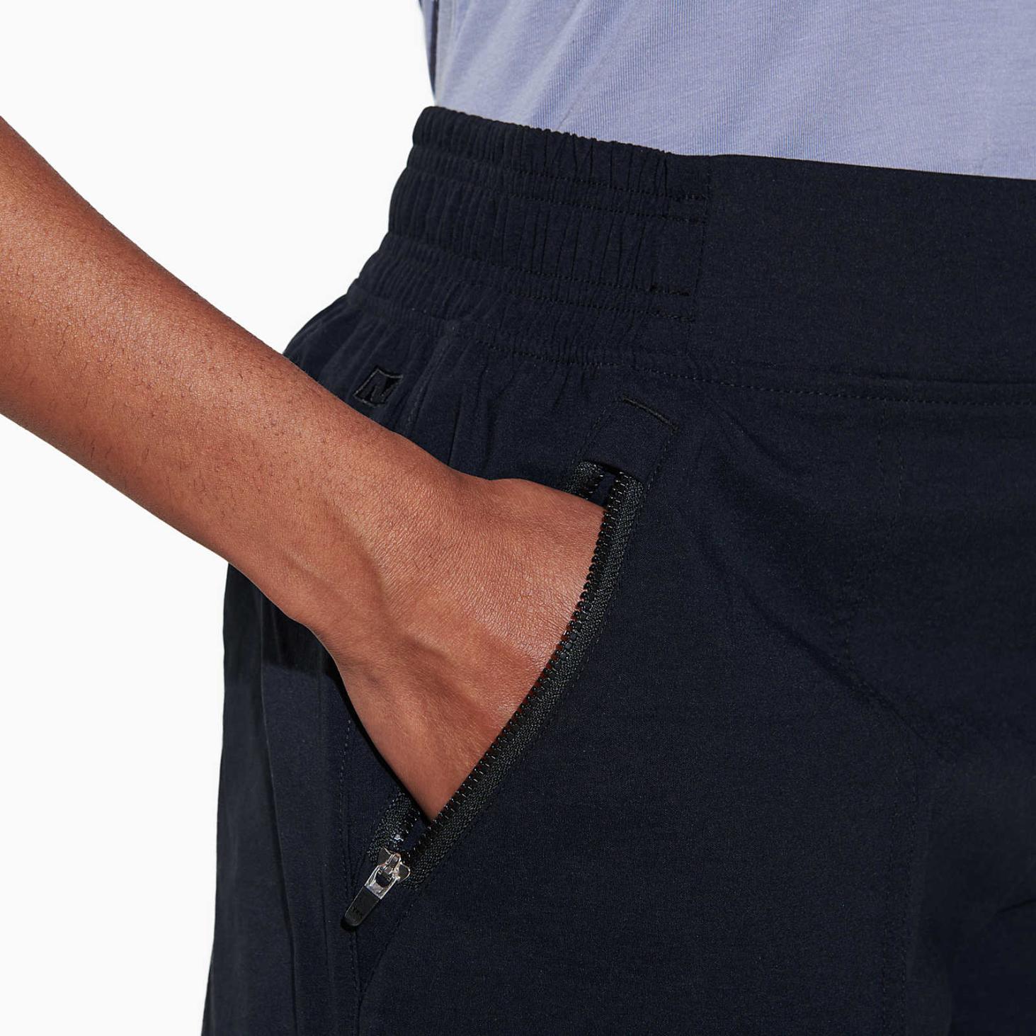 Merrell Hayes Short Black | Women Bottoms